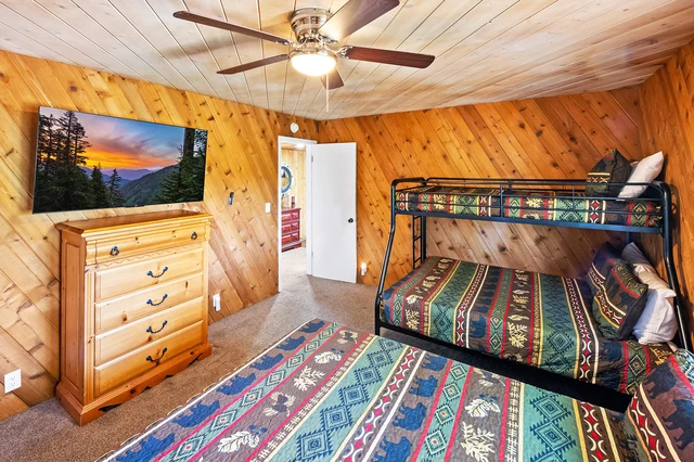 Bedroom image 1