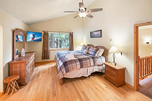 Bedroom image 1