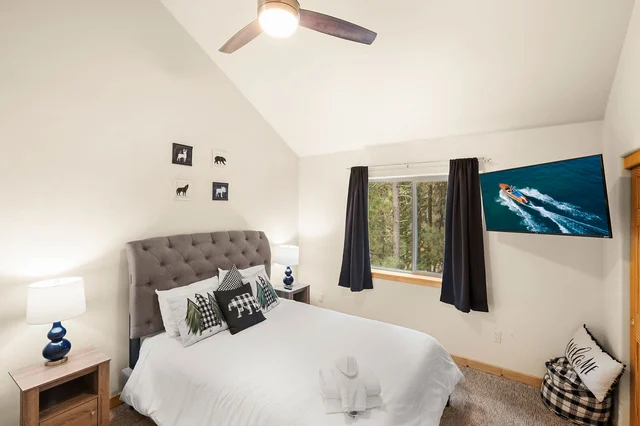 Bedroom image 1