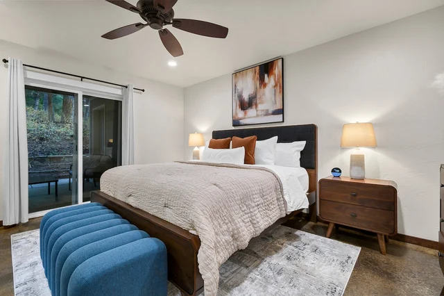 Bedroom image 1