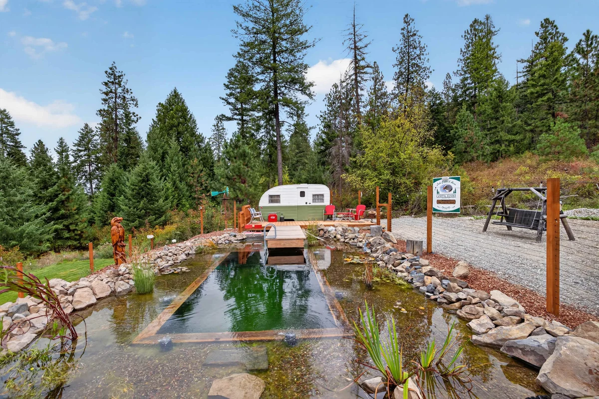 Eagles Nest Cozy Dome, Hot Tub & Woodland Retreat property photo 4