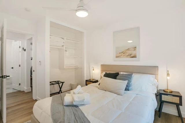 Bedroom image 1