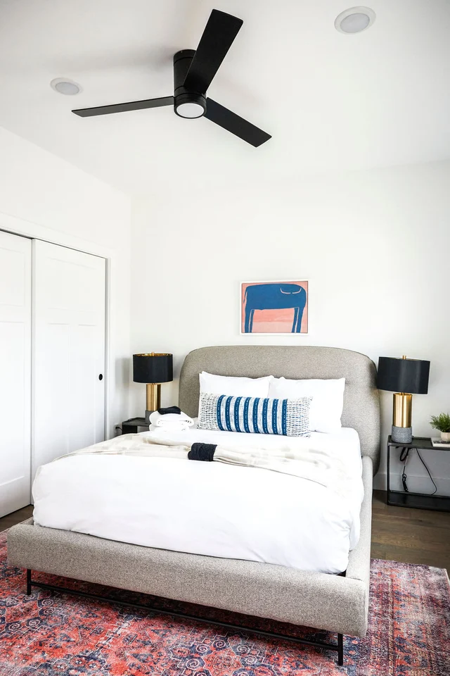 Bedroom image 1
