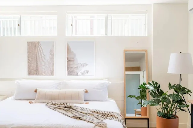 Bedroom image 1