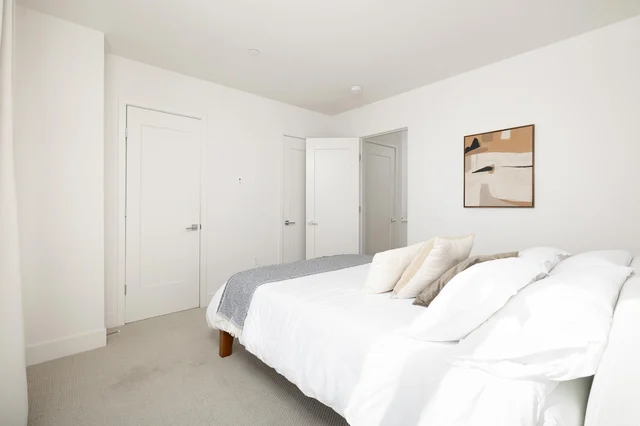Bedroom image 1