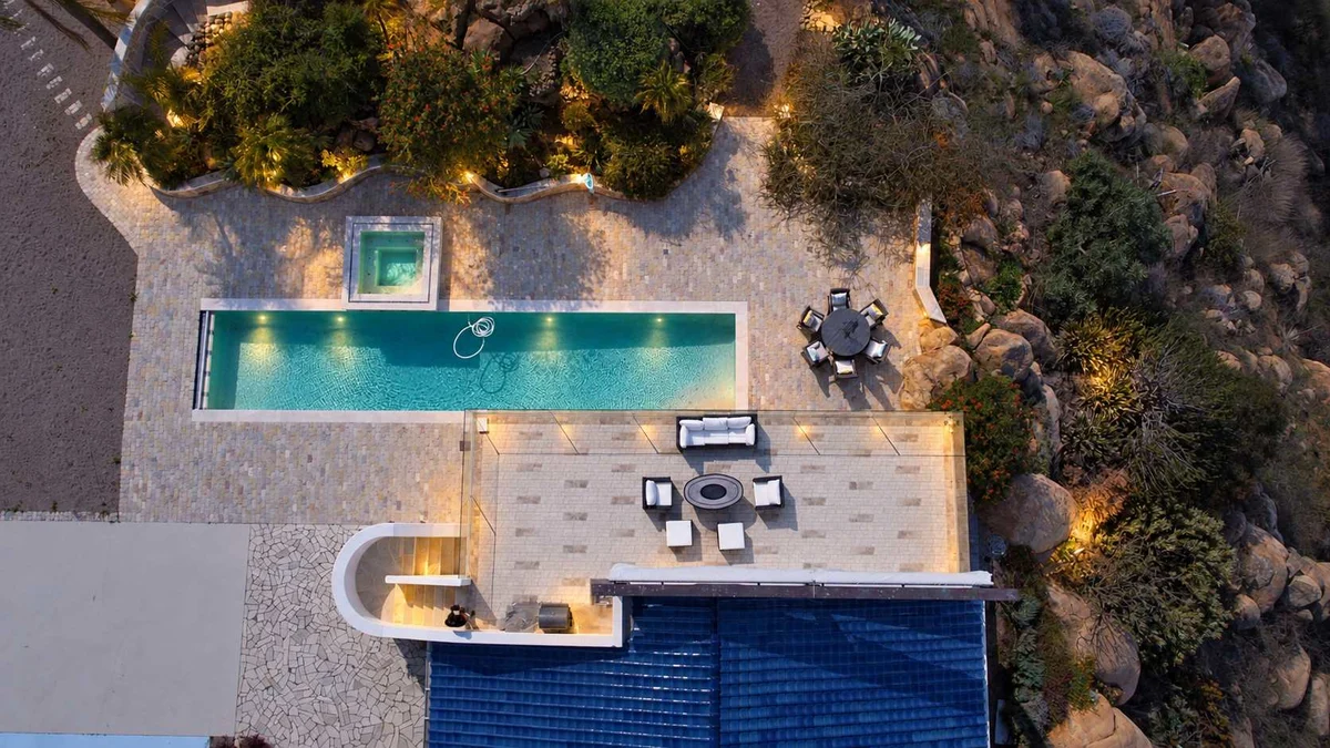 Luxe Private Hilltop Escape Pool & Spa 360-views property photo 3