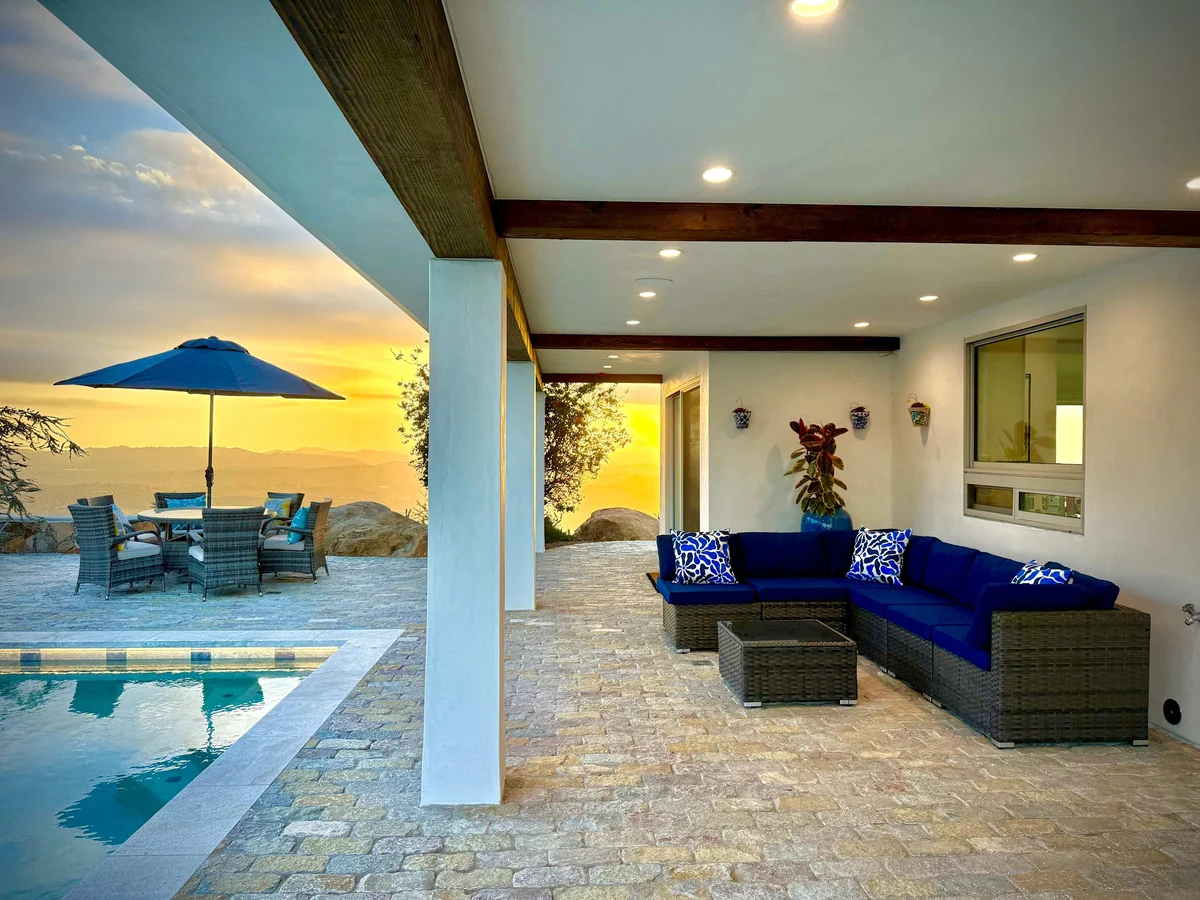 Luxe Private Hilltop Escape Pool & Spa 360-views property photo 5