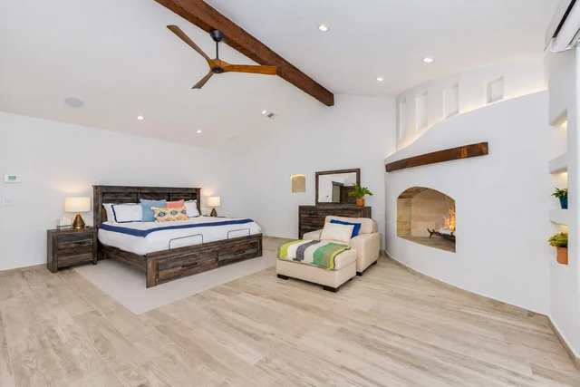 Bedroom image 1