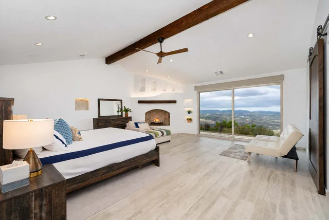Bedroom image 1