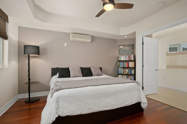 Guest Bedroom 3 image 1