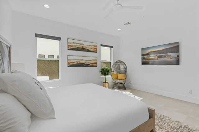 Bedroom 4 image 1