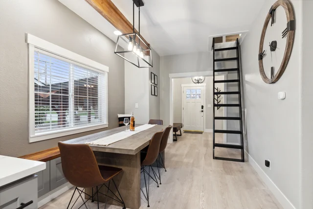 Modern Manor, Grason Properties property photo 7