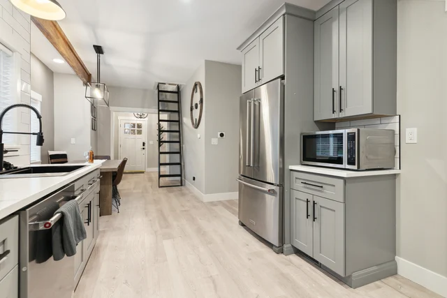 Modern Manor, Grason Properties property photo 9