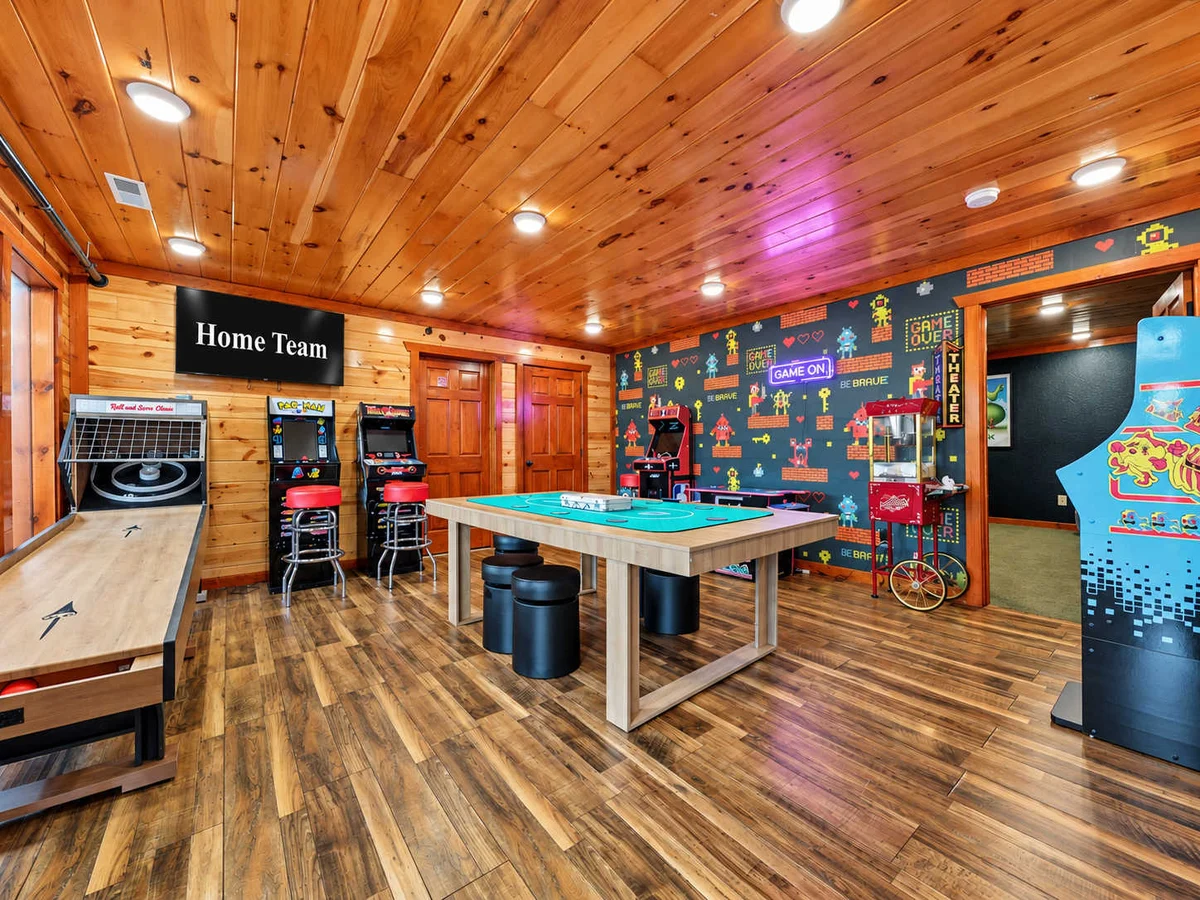 Views, Indoor Pool, Hot Tub, Games property photo 3