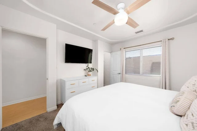 Bedroom 3 image 1