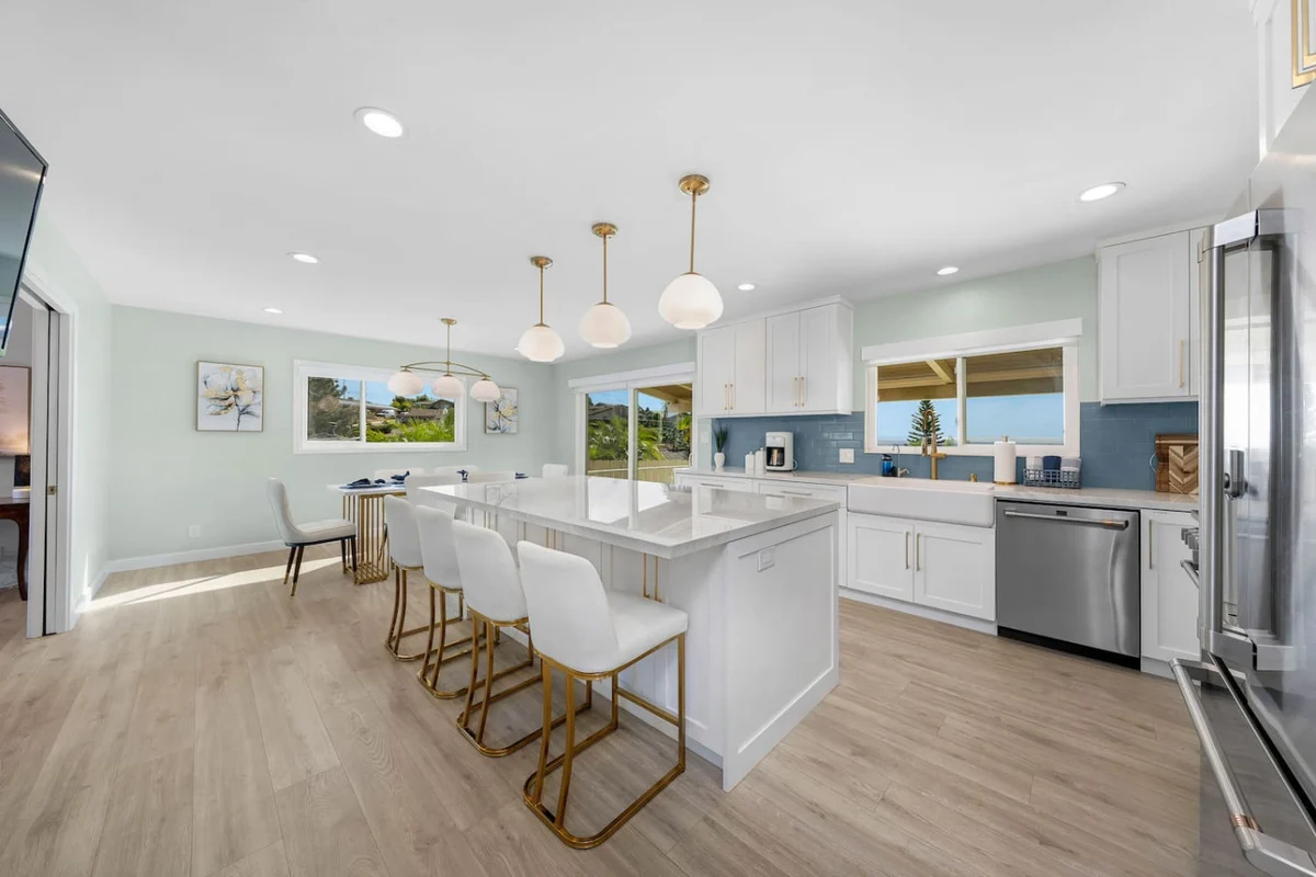 Family Hilltop Home w/ Views property photo 2