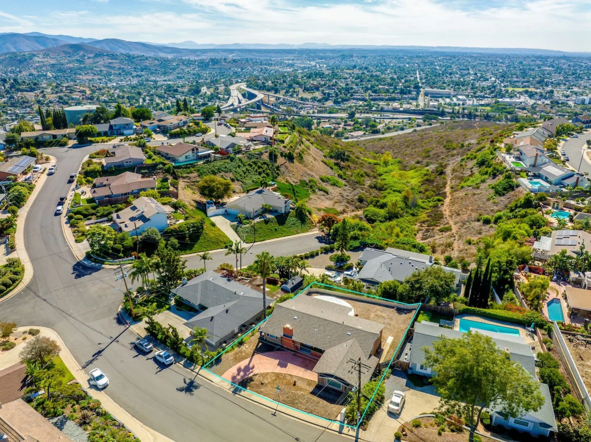 Family Hilltop Home w/ Views property photo 5