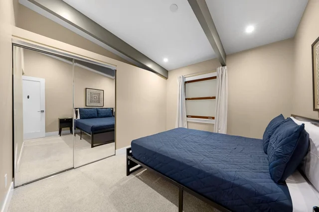 Bedroom 4 image 1