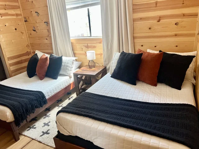 Bedroom image 1