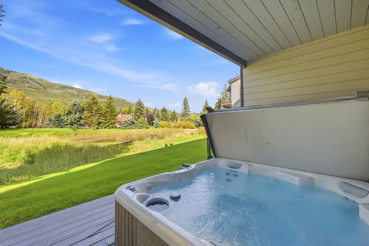 Townhome in Park City property photo 2