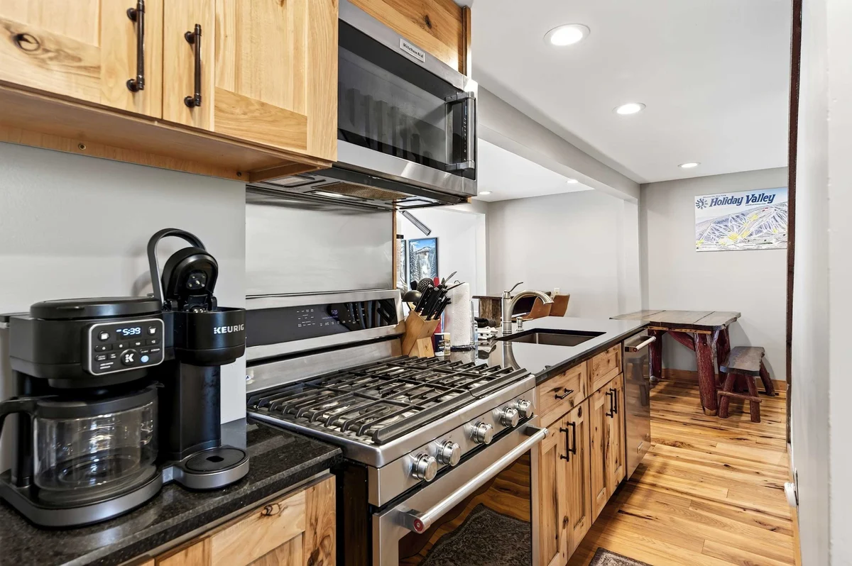 Updated townhome - Walk to Holiday Valley property photo 2