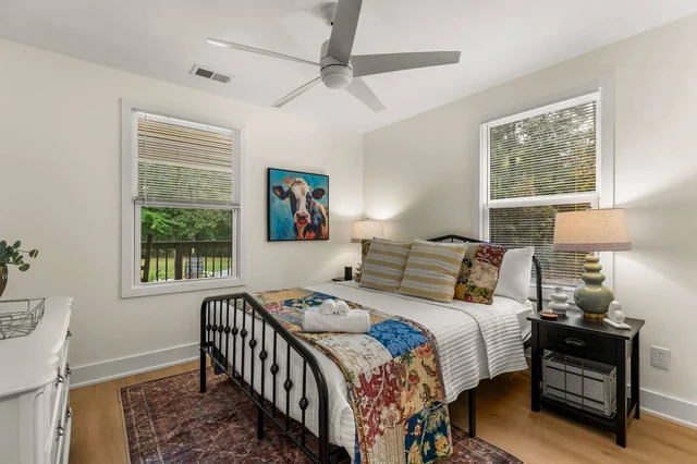 Bedroom 1 image 1