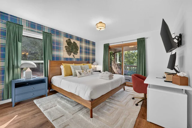 Bedroom image 1