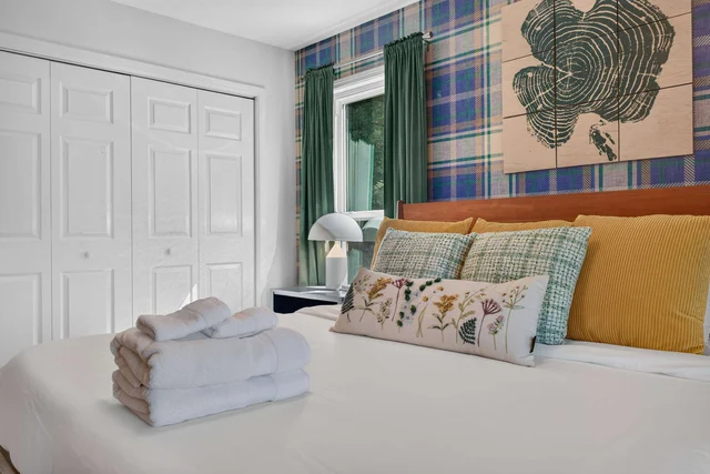 Bedroom image 1