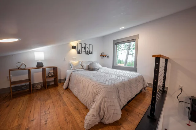 Bedroom 1 image 1
