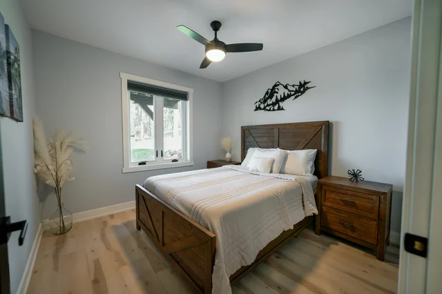 Bedroom image 1