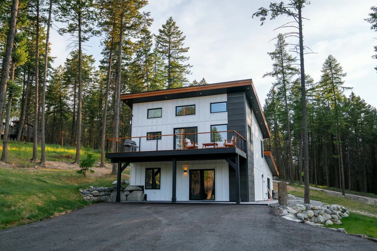 Flathead Lake View: Luxe Estate w/ Pool & Hot Tub property photo 4