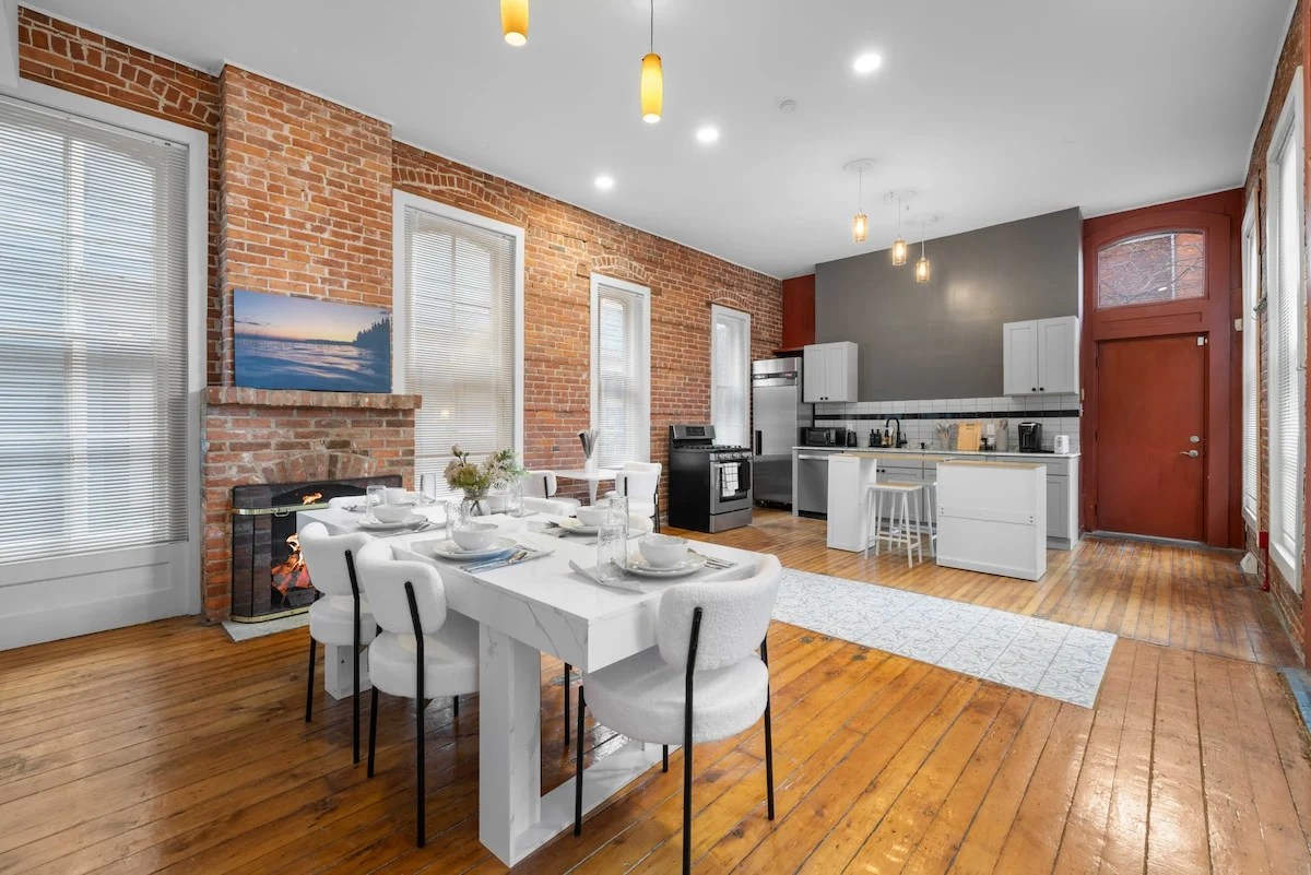 Walk to Allentown, Patio, WFH Setup, Spacious property photo 2