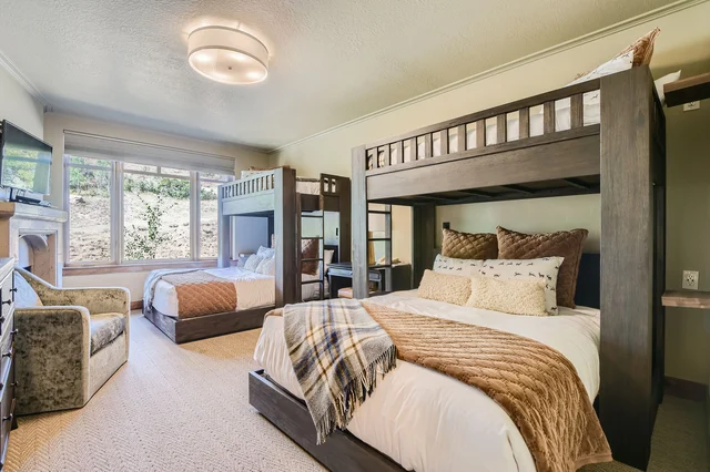 Bunk Room image 1
