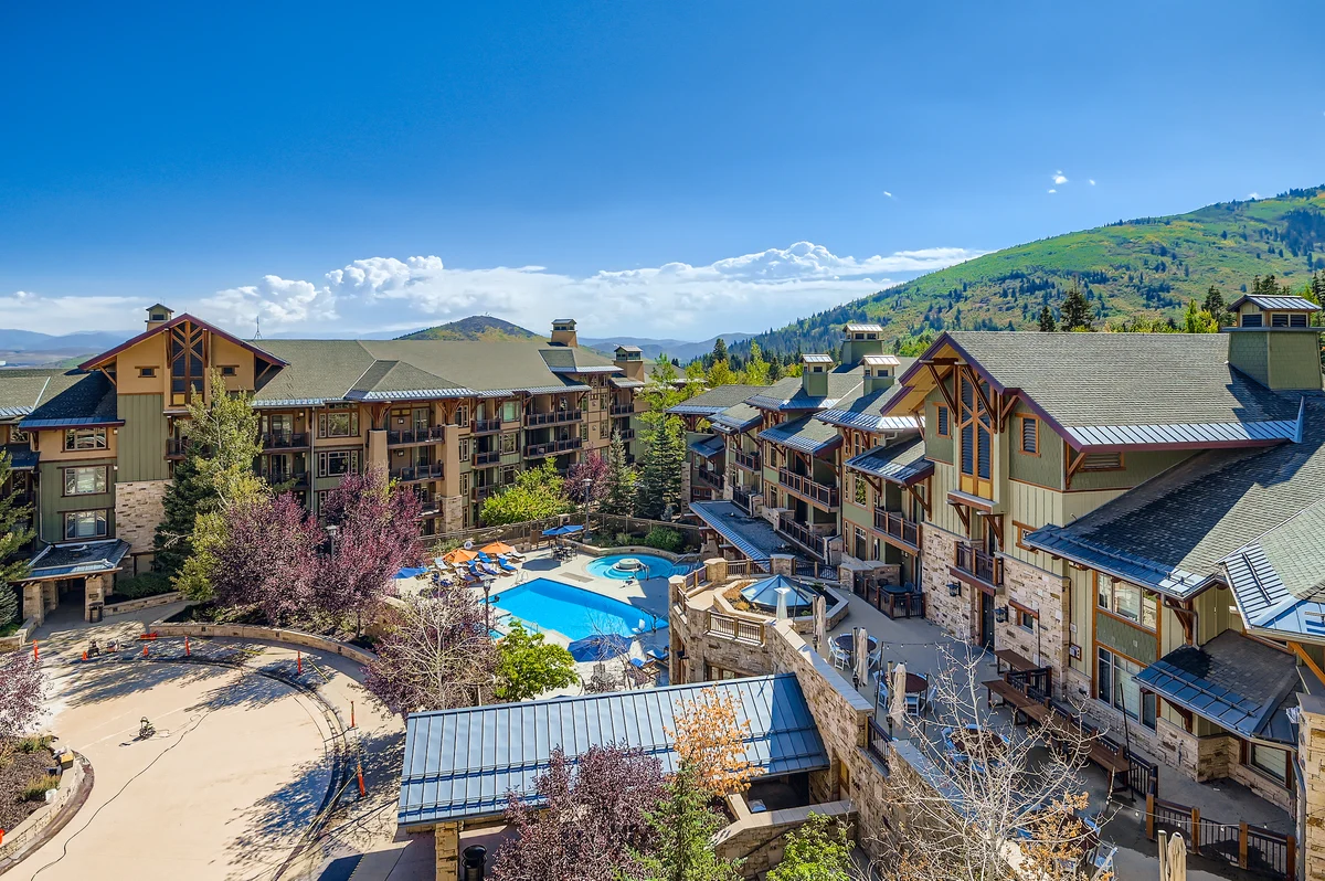 521H Dream Ski In Out Retreat Pool Spa and Mountain Views property photo 2