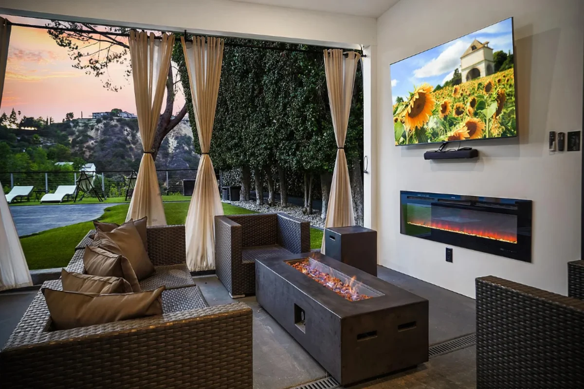 Oakfield Rise: Sherman Oaks Hillside Pool Home property photo 5