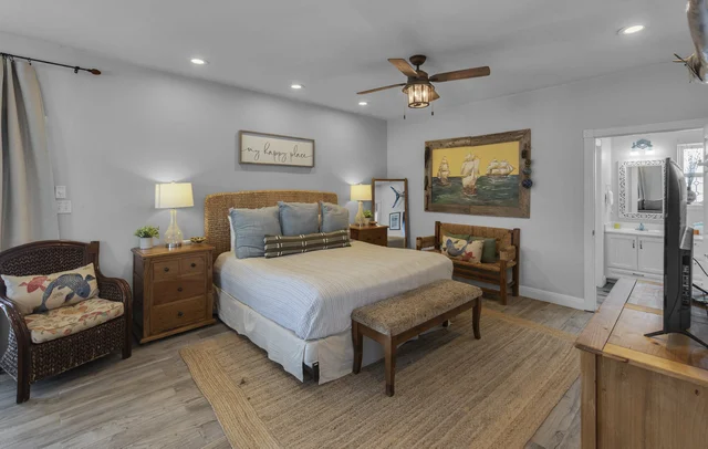 Bedroom 1 image 1