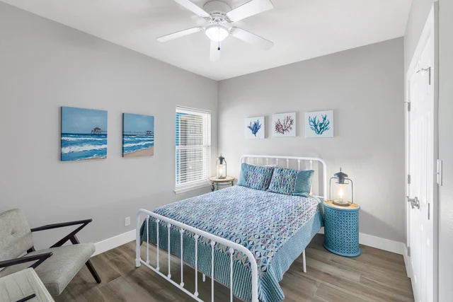 Bedroom 1 image 1