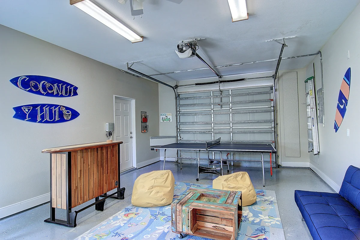 Coconut Hut - Game Room + Pet Friendly property photo 2