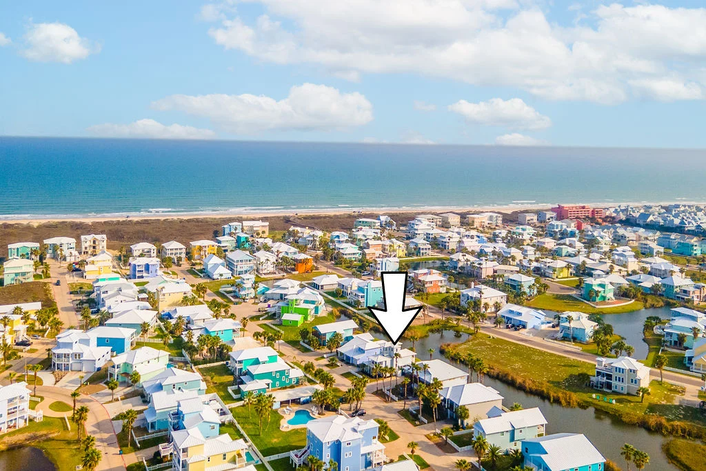 Beachside Bliss - Golf Cart Included PLUS Garage Game Room property photo 5