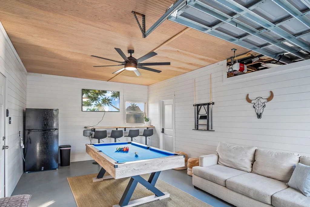 Beachside Bliss - Golf Cart Included PLUS Garage Game Room property photo 3