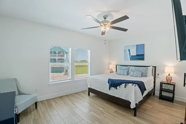 Bedroom 3 image 1