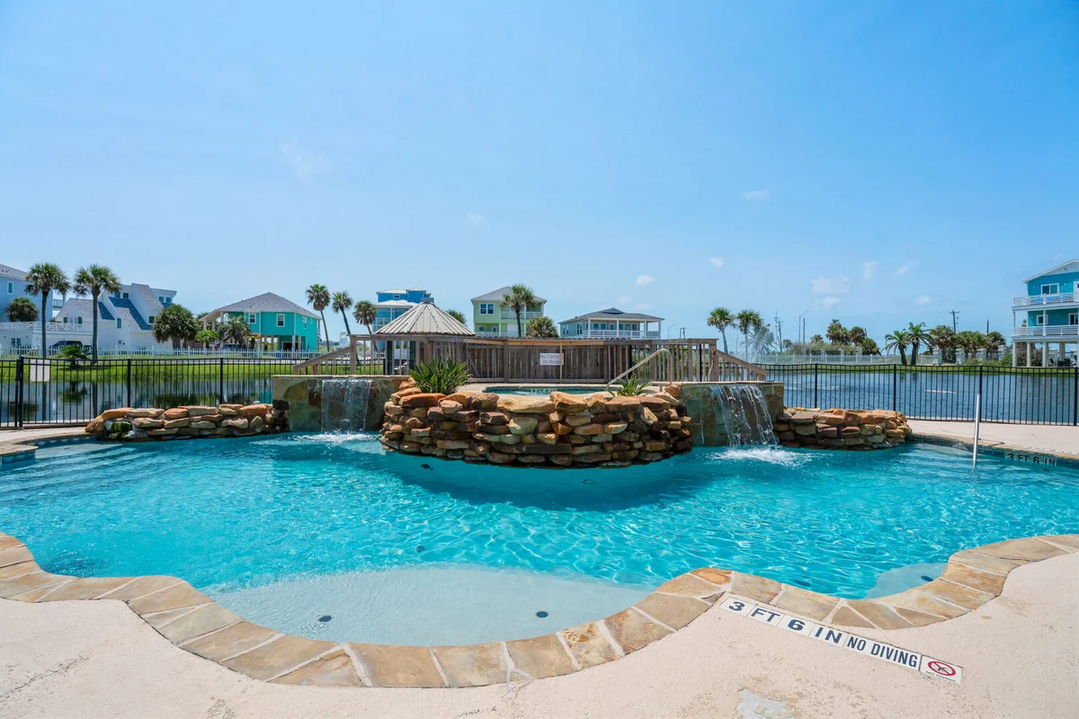 Yellowfin Inn, Ocean Views + Pet Friendly property photo 3