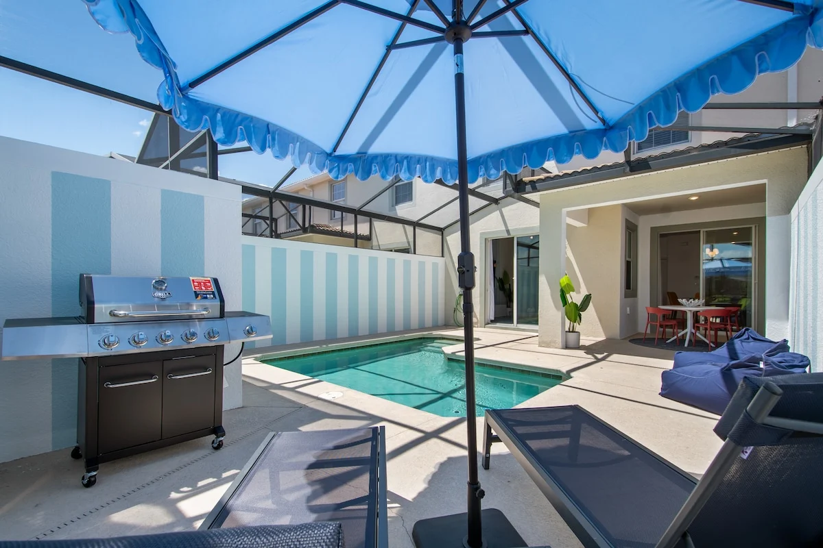 6 Mins to Disney, Private Pool & Themed Rooms property photo 2