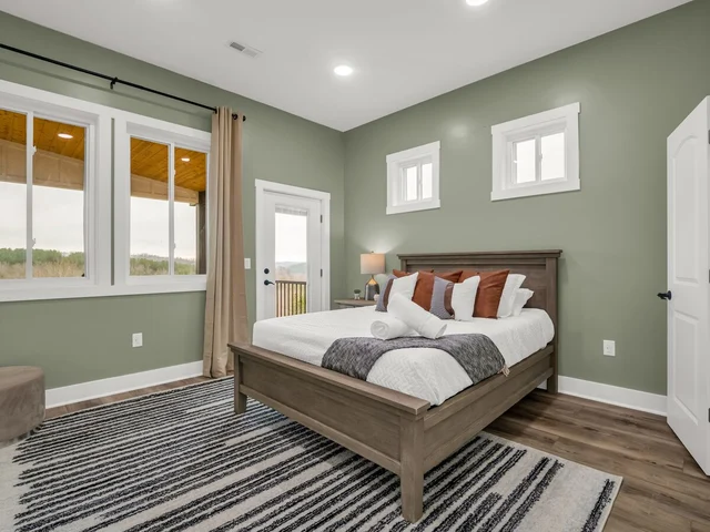 Bedroom image 1