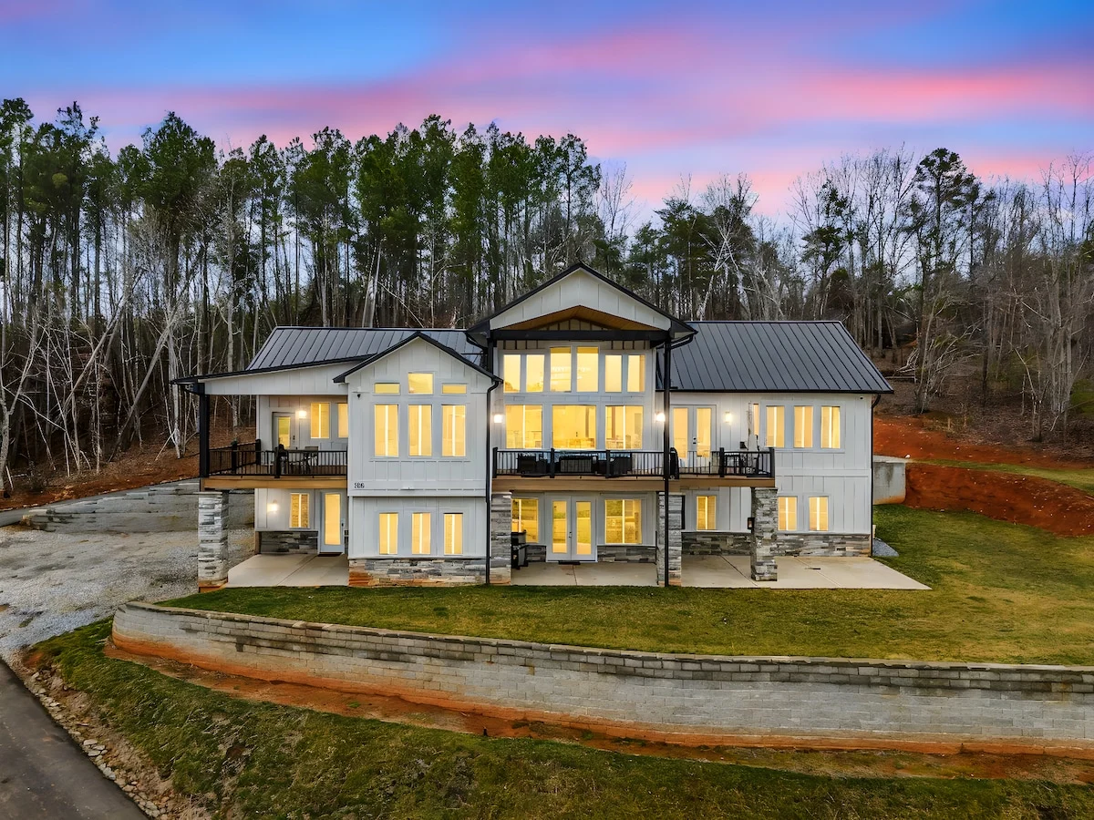 Tranquil Mountain Retreat w/ Fire Pit property photo 3