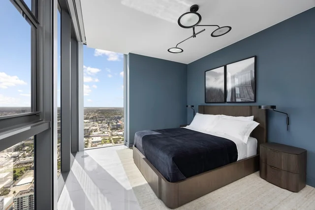 Bedroom image 1
