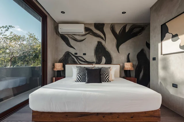 Bedroom 1 image 1