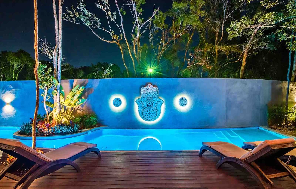 Designer Luxury Villa with Private Pool Oasis property photo 2