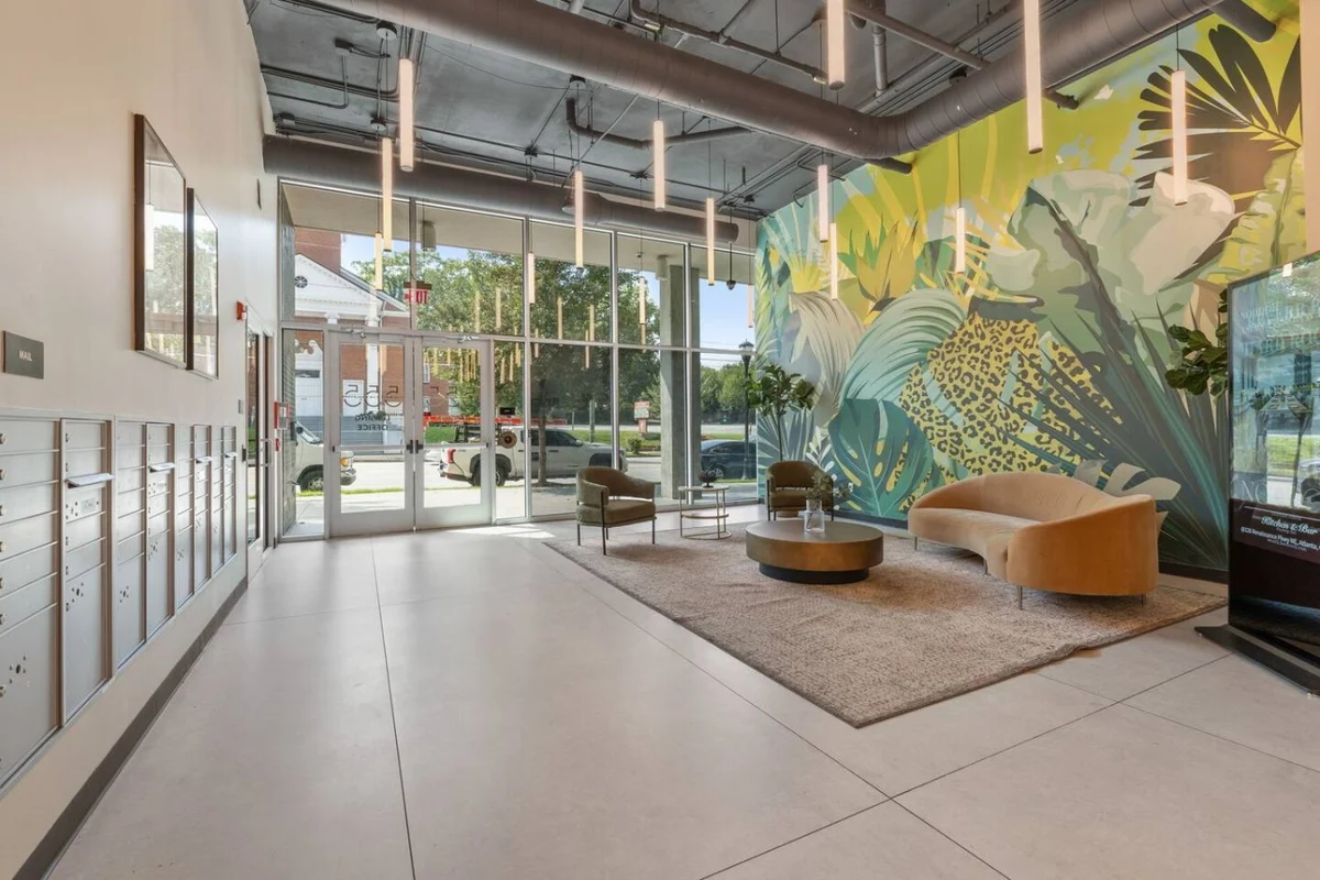 Luxe ATL, Gym, Lounge & Courtyard property photo 4