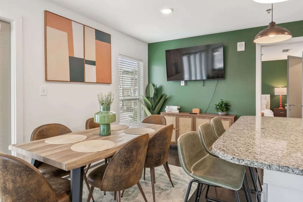 Lux, Rooftop Deck, Beltline+DT, Free Parking property photo 4